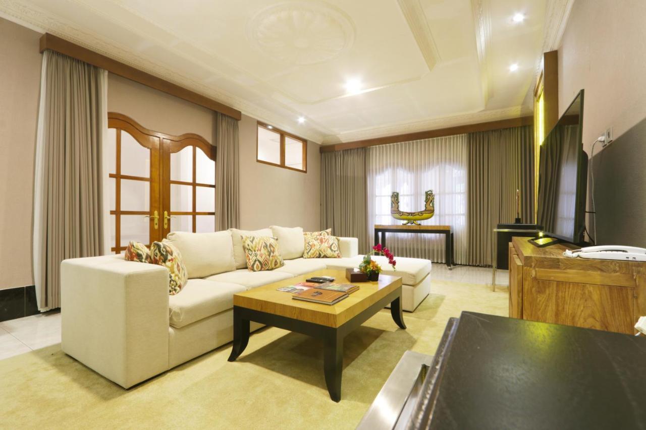 Raintree Boutique Villa & Gallery Yogyakarta Exterior photo